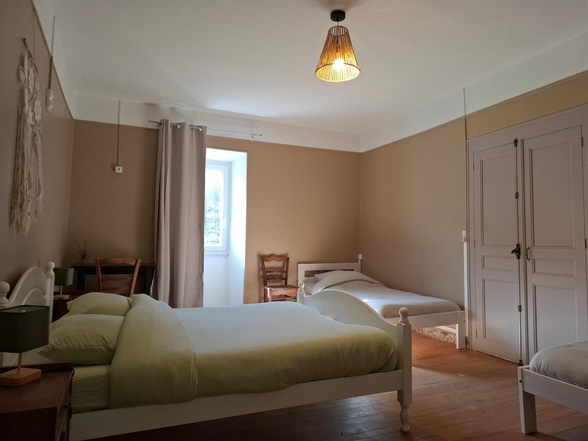 Auberge Arthea Laviolle Luaran gambar