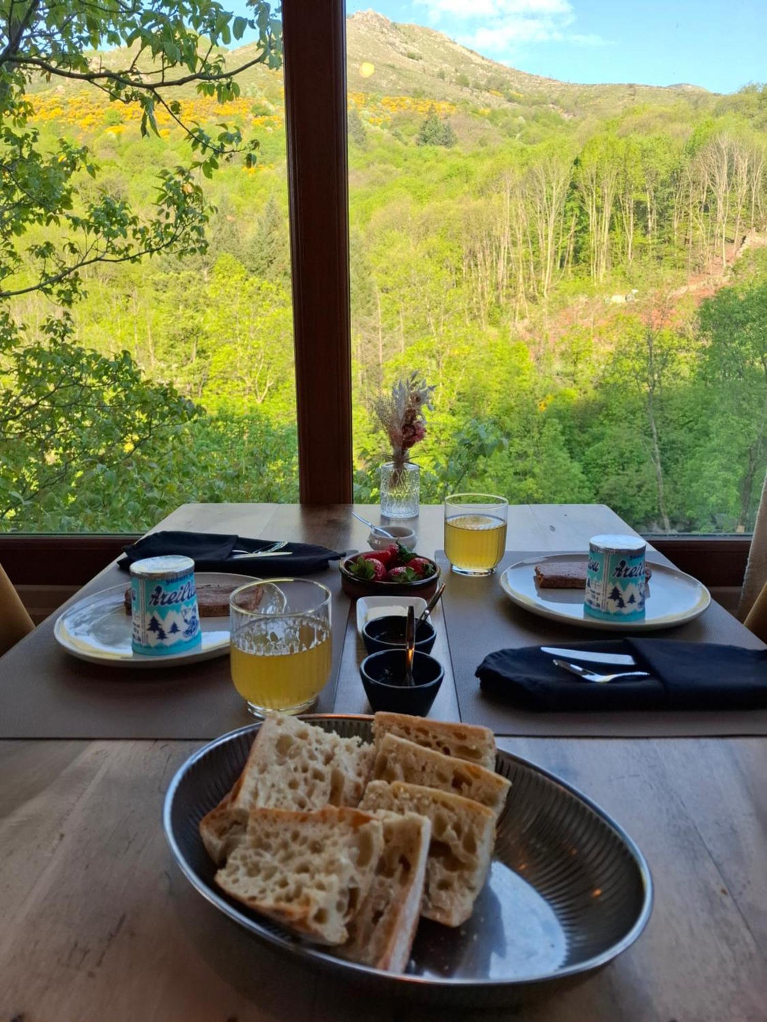 Auberge Arthea Laviolle Luaran gambar